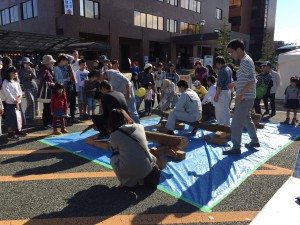 産業展 丸太切り②